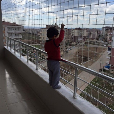 Child Safety Net Installation